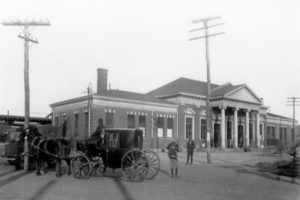 unionstation-horse-buggy